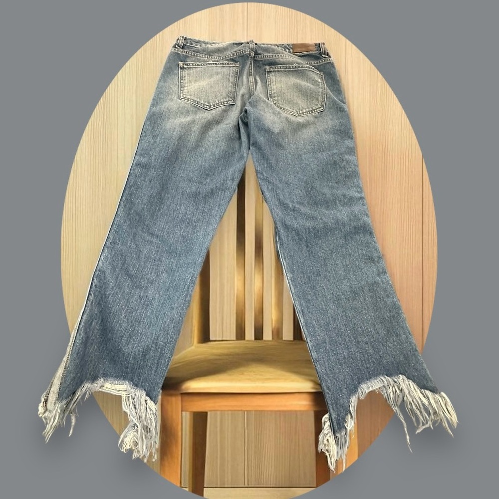 Hidden Patchwork Upcycled Jeans . Size: 29 - image 2